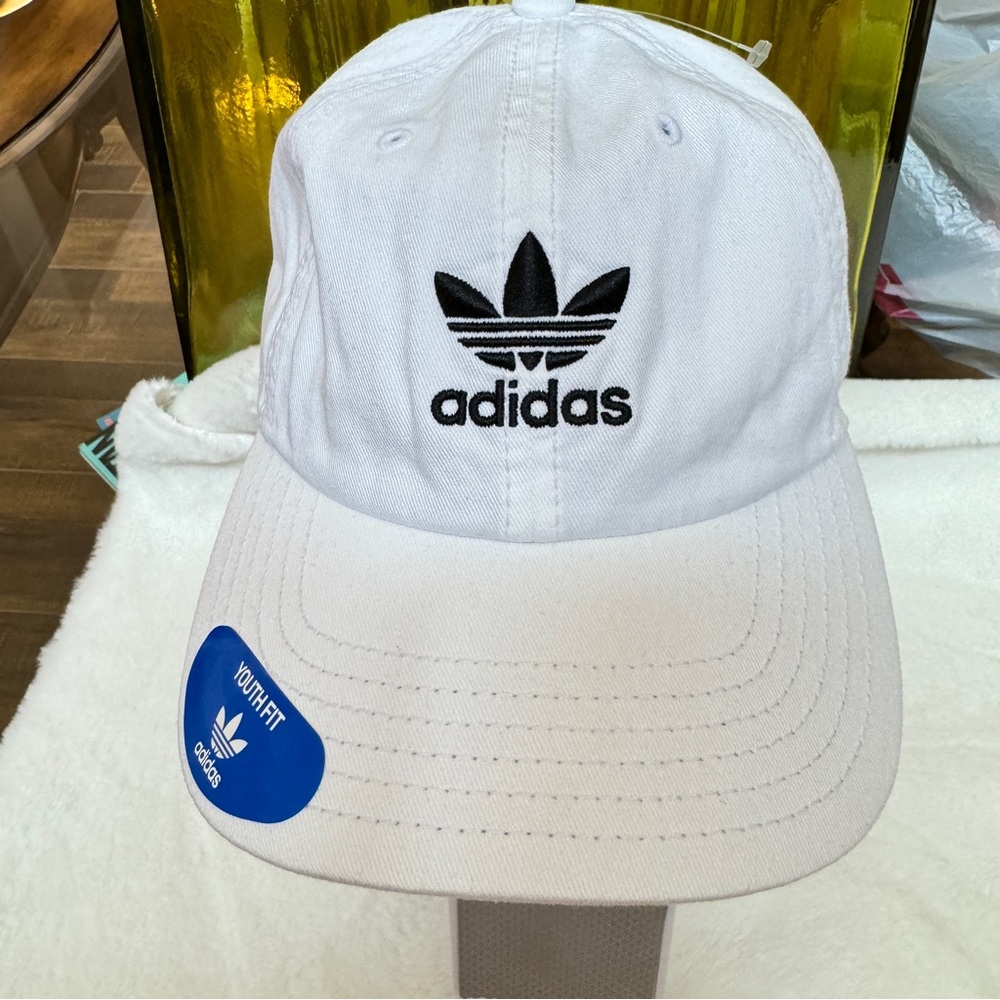 ✅New ”Adidas” Youth Fit Cap